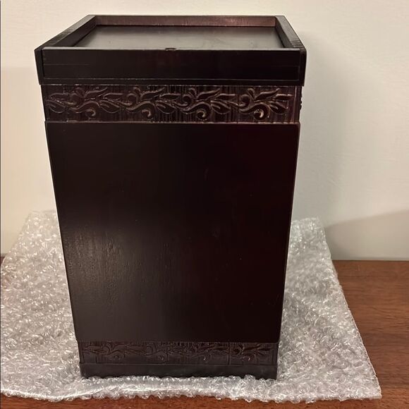 Tree of Life Memorial Urn NWT - Picture 2 of 9